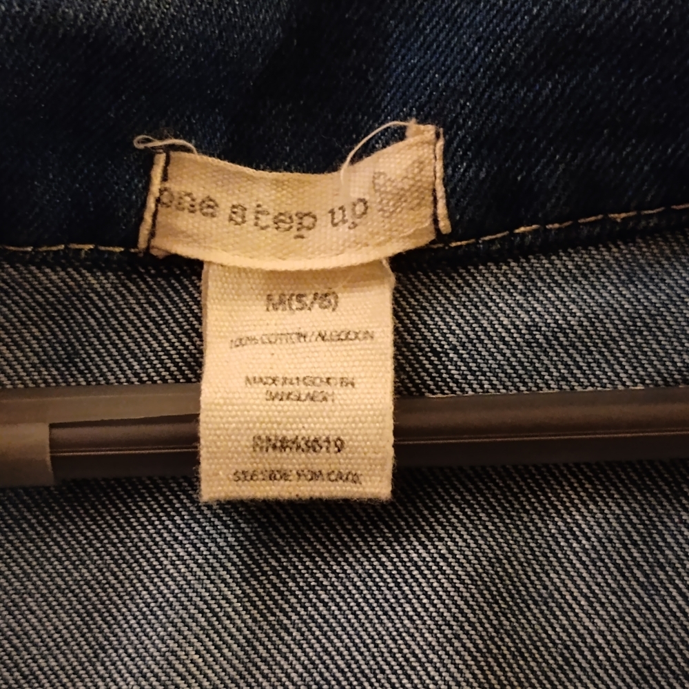 Jean jacket - Picture 4 of 5